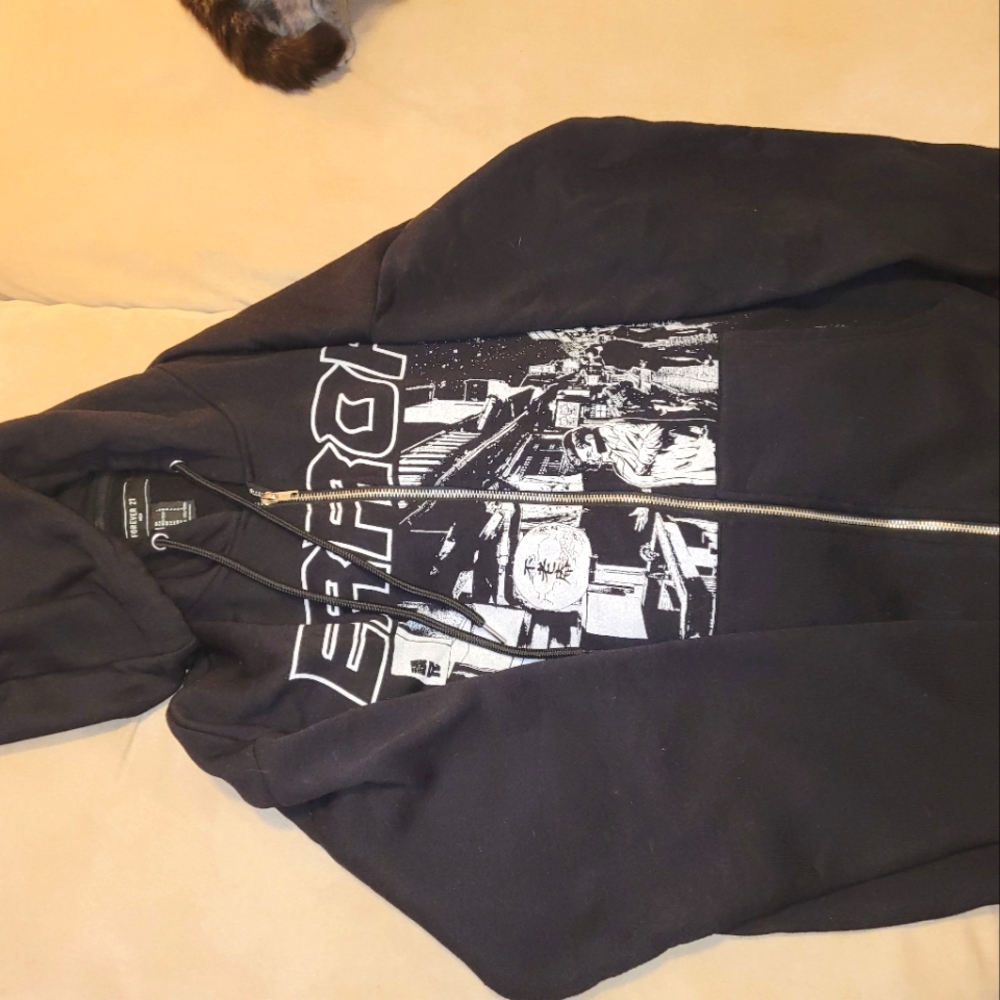 Forever 21 men's graphic hoodie sweater size large